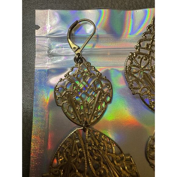 -EARRINGS VTG Goldtone Chandelier - Picture 8 of 10